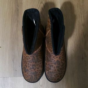 True Craft Leopard Booties